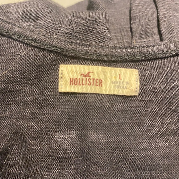 🪴Hollister - Crop Tank Top w/ Sequin Detail - Picture 11 of 11